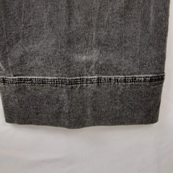 CAbi Gray Ankle Cropped Pants - Picture 5 of 12